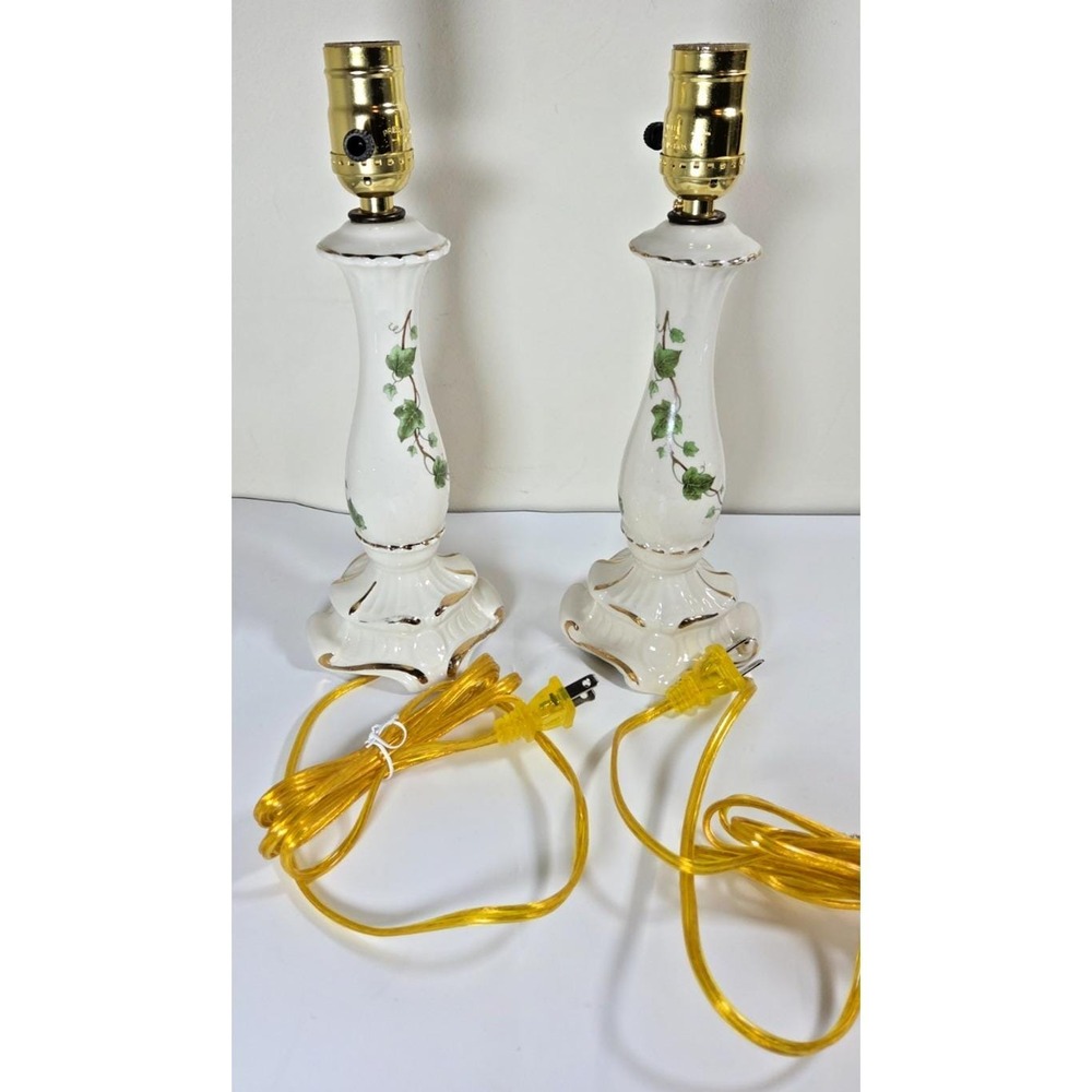 Pair of Vtg Leviton Hand Painted Green Ivy‎ Porcelain w/New Cords